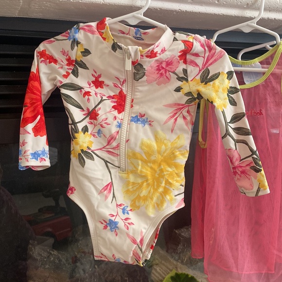 💕💛💙Baby girl swim bundle 💕💙💛size 12-24months - Picture 2 of 11